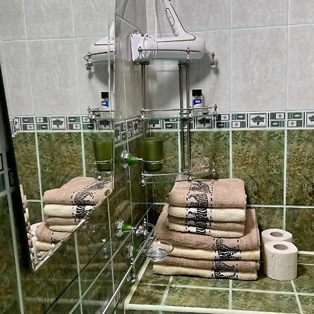 Laly Apartament-straja Apartment Lupeni (Hunedoara)