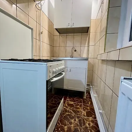 Laly Apartament-straja Lupeni (Hunedoara)