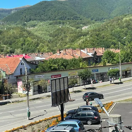 Apartment Laly Apartament-straja Lupeni (Hunedoara)